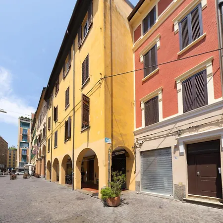 Belvedere House 2 In Center Bologna